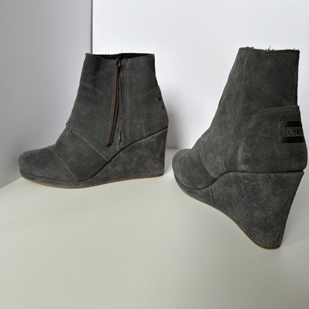 TOMS Desert Wedge Grey Suede Side Zip High Ankle